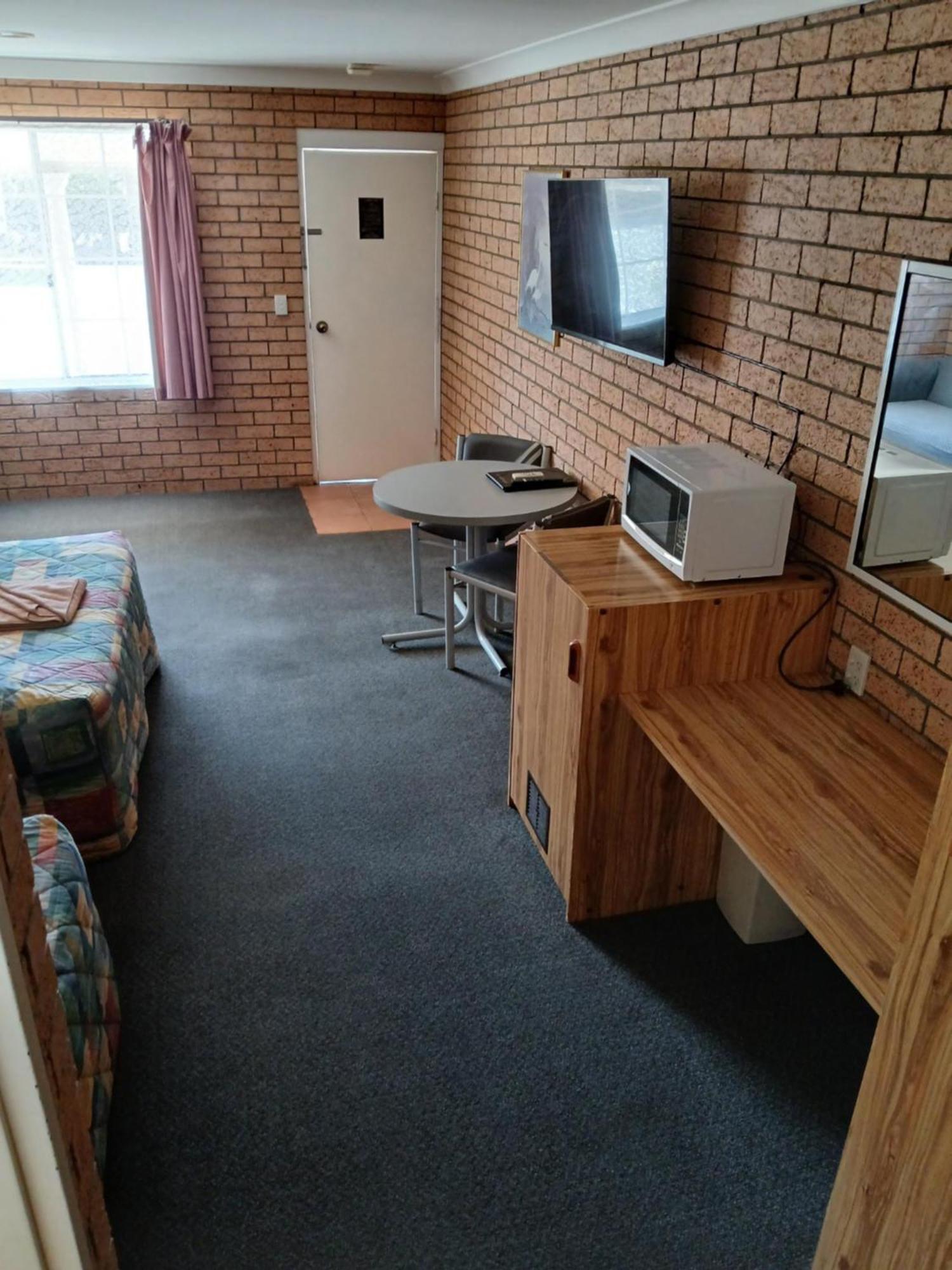 Aaron Inn Motel Narrabri Εξωτερικό φωτογραφία