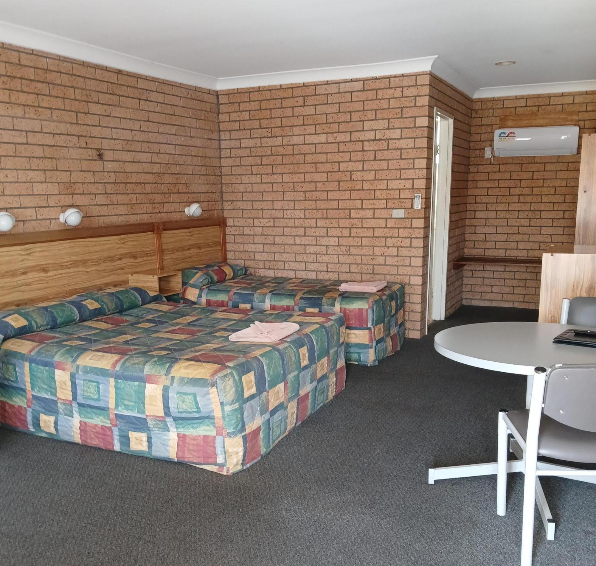 Aaron Inn Motel Narrabri Εξωτερικό φωτογραφία