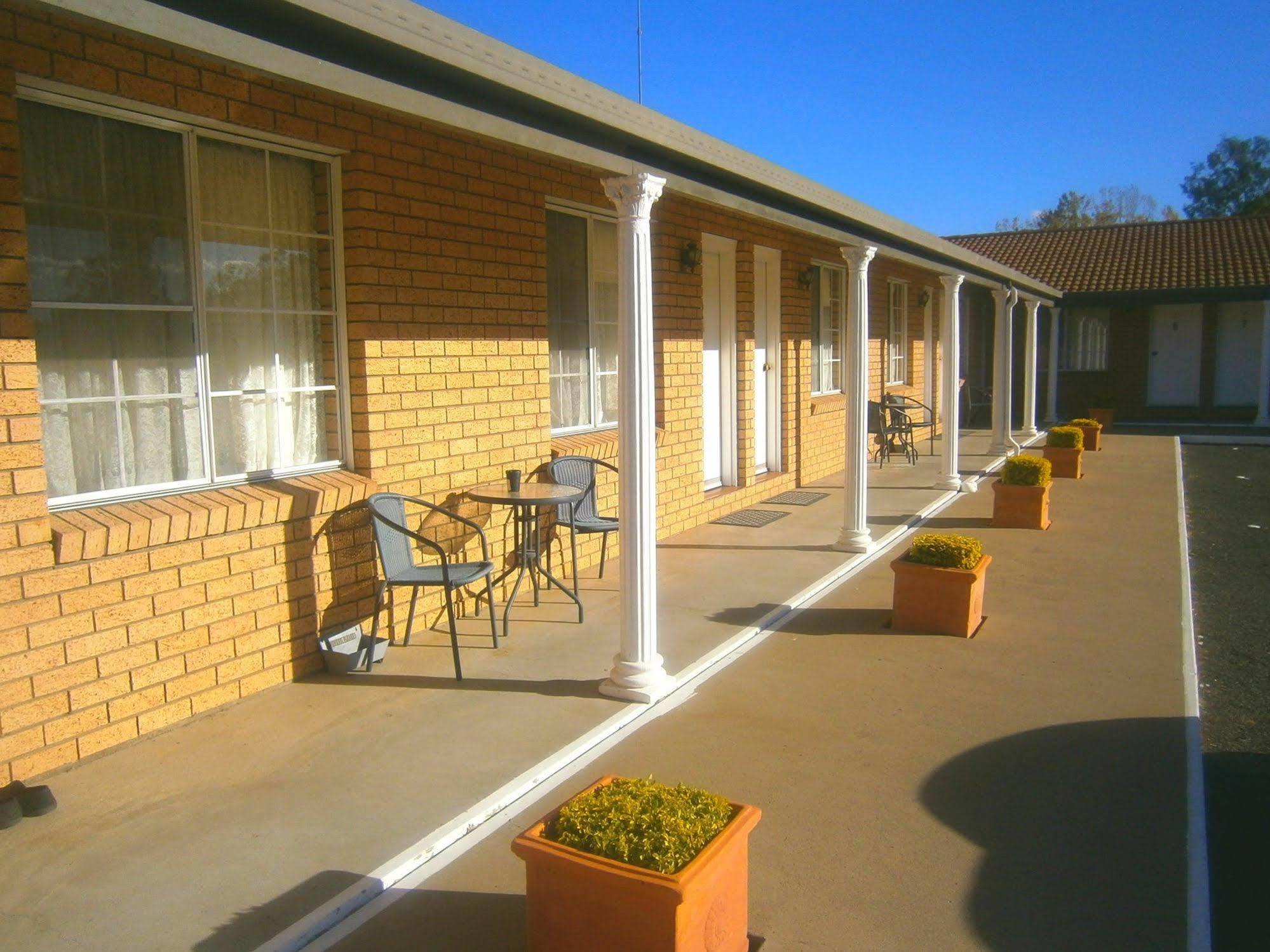 Aaron Inn Motel Narrabri Εξωτερικό φωτογραφία